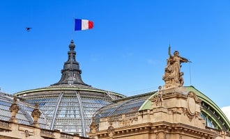 grand-palais-dome-flag.jpg